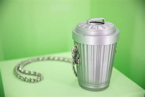 The Met’s “Camp: Notes on Fashion” Exhibit Is Extremely Fun | Vox