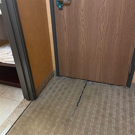 QUALITY INN NEAR WALDEN GALLERIA MALL (Cheektowaga) - Hotel Reviews ...