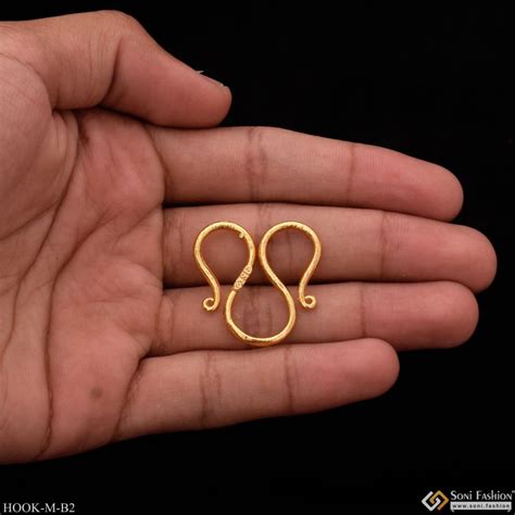 Big size - m/w hook for chain - gold plated - design 2 – Soni Fashion