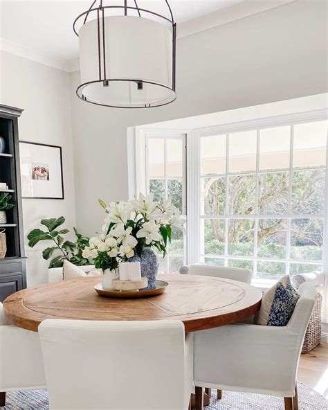 Round Dining Table Centerpiece Ideas at Eula Lofgren blog