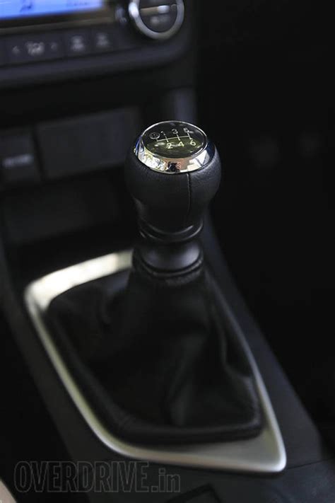 2014 Toyota Corolla Altis India first drive - Overdrive