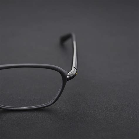 法国品牌眼镜 OGA， 低调的奢华！让你看上去更睿智~