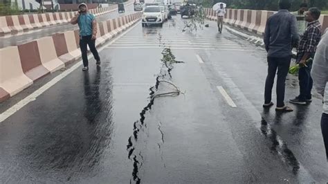 Newly constructed Variav bridge in Surat develops cracks