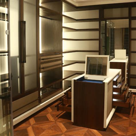 Khaawar Walk-In Wardrobe - Walk-In Wardrobes - Khaawar Collection ...