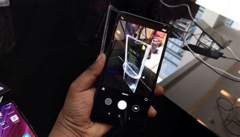 Xiaomi Mi Mix 2 first impression: Review of design, build quality ...