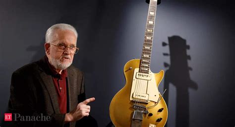 Electric guitar inventor Les Paul's personal Gibson to go under the ...