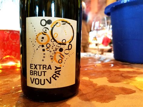 Domaine du Facteur Extra Brut Vouvray - A Fresh, Sparkling Chenin Blanc ...