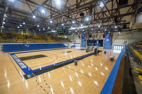 Gymnasium | Miami Dade College