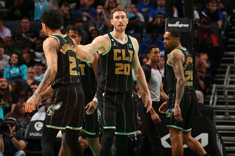 Hornets vs Mavericks Gallery - 03/26/23 Photo Gallery | NBA.com