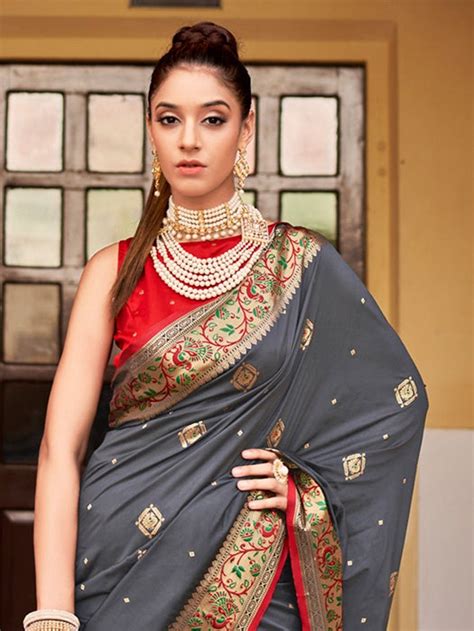 Buy Pongal Dress For Women Online In India | The Loom