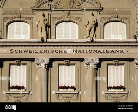 Switzerland 2022 economy bank hi-res stock photography and images - Alamy