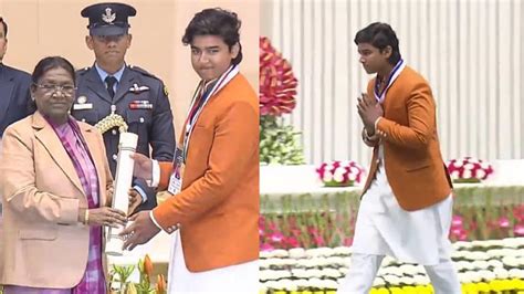 Video: 14-year-old Vaibhav Suryavanshi honoured with 'Pradhan Mantri ...