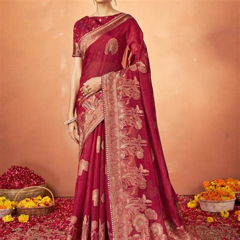 Red Sarees in Indian Weddings: A Modern Style With Trendy Design - VJV ...