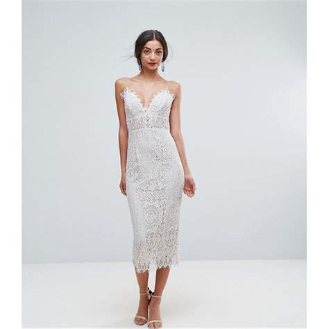 Shraddha Kapoor makes a case for that white party dress | Vogue India