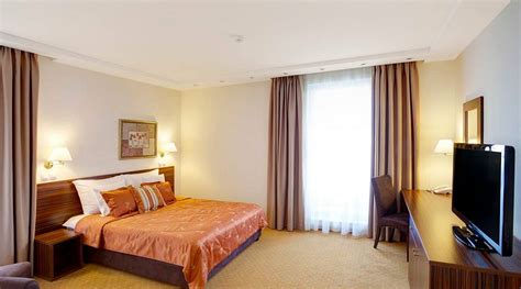 MONOGRAM PARK (Ruma) - Hotel Reviews, Photos, Rate Comparison - Tripadvisor