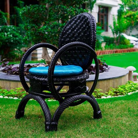 Comfortable Arm Chair – De'Dzines – De'Dzines