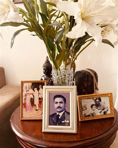 Sky Force’s Veer Pahariya Honours Late Squadron Leader Devayya’s Family ...