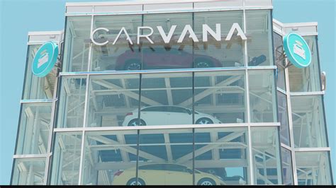 Carvana lays off 2,500 employees, buys $2.2 billion company | 12news.com