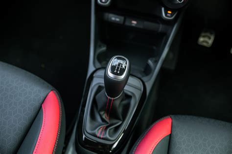 The cars and SUVs you can still buy with a manual transmission | CarExpert