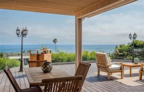 Spectacular 180 degree ocean views, amazing amenities PVS Park - Santa ...