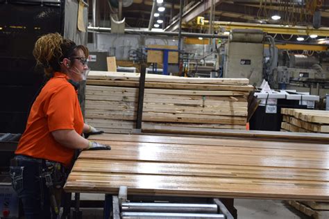 Rockland Flooring | Truck Trailer Laminated Hardwood Flooring Manufacturer