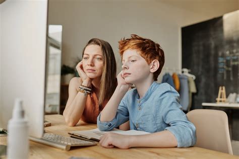 How can instructional designers create more engaging e-learning content ...