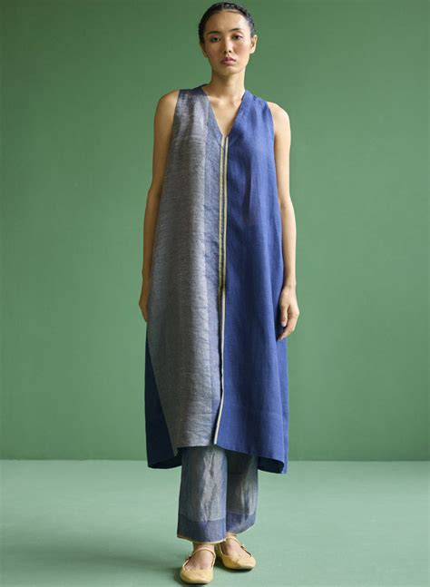 Ayana Border Top – NETE.IN