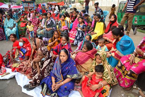 Protest in Dhaka for global recognition of genocide by Pakistan in ...