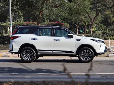 Used Toyota Fortuner 4X4 Auto 2.8 LTR Legender Car Price, Buy Toyota ...
