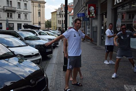 Amalia - walking Charles Bridge, nude. X : r/c_hollander
