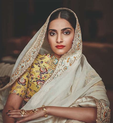Sonam Kapoor is 'grateful' to Gujarat Police for arresting a man for ...