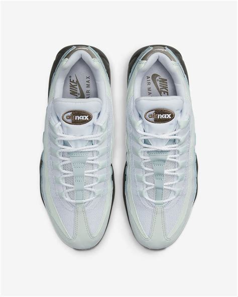 Nike Air Max 95 Men's Shoes. Nike IN