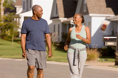4 Benefits of Walking After Eating | The Output by Peloton