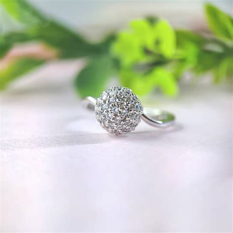 Dome Cluster Diamond Ring