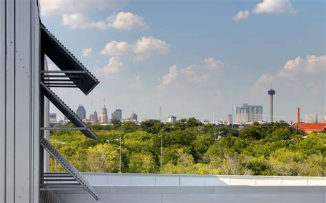 Mission Concepcion Sports Park - Marmon Mok Architecture