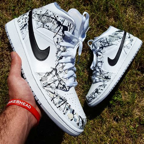 Custom Nike Air Jordan 1 Mid "Bubbas" Edition