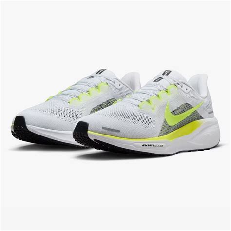 Best Diwali Gifts For Travellers: What To Buy For Your Friends