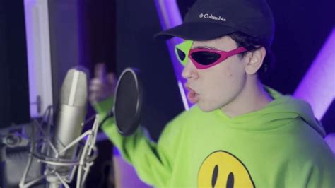 A CASA PETE - Spreen - LETRAS.COM