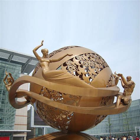 不锈钢地球雕塑，旋转地球仪雕塑 - 卓景雕塑公司