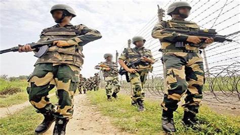 बरेली: रात के अंधेरे में टारगेट से भटका आइटीबीपी का जवान, घुस गया ...