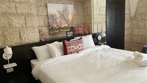 MIZIRAWI HOTEL (Ramallah, Palestinian Territories) - Lodging Reviews ...