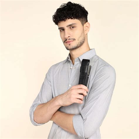 Sassora Genuine Leather Fountain Pen Holder – Black (Medium Size)