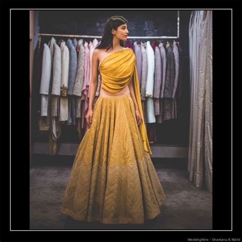 9 Fashion Designers in Delhi to Amp up Your Style Quotient for the Big Day