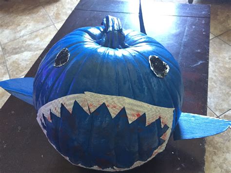 Shark Pumpkin | Halloween pumpkin designs, Pumpkin carving templates ...
