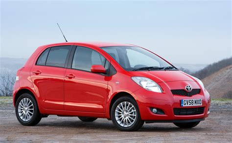 Toyota Yaris (2009) - picture 10 of 25