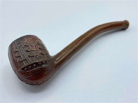 Pre WW1 Victorian British Royal Navy Tobacco Smoking Pipe - what is the english of pipi