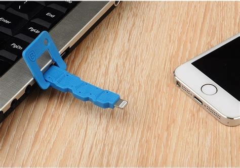 Baseus ® Ultra-Portable Key Design Apple Lightning Port Charging / Data ...