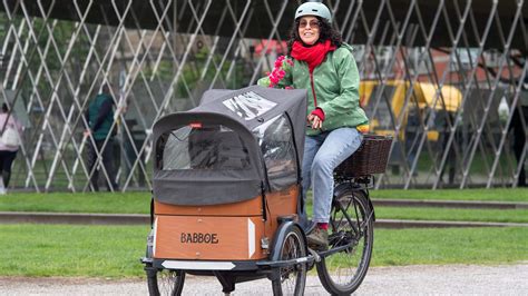Mobilität in Aachen: Architektin mit dem Lastenrad unterwegs | Aachener Zeitung