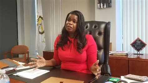 Kim Foxx Backs Dismissal of Charges in Jussie Smollett Case | Chicago News | WTTW