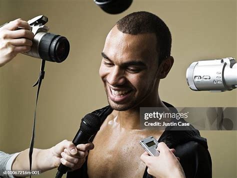 Dramatic Interview Shot 的图像结果